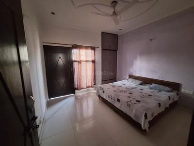 Bedroom Image of 1100 Sq.ft 3 BHK Builder Floor for rent in Powergrid Township, Sector 46 Gurgaon for Rs. 35000