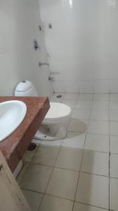 Bathroom Image of 1350 Sq.ft 2 BHK Builder Floor for rent in Sector 27 Gurgaon for Rs. 33000