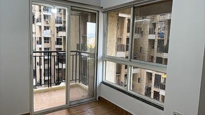 Balcony Image of 882 Sq.ft 2 BHK Apartment / Flat for rent in DB Ozone, Dahisar East Mumbai for Rs. 24500