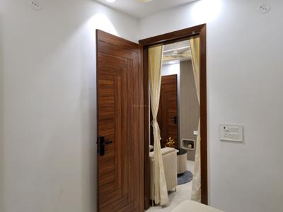 Bedroom Image of 600 Sq.ft 2 BHK Apartment / Flat for sale in Hans Builders Floor, Dwarka Mor New Delhi for Rs. 3700000