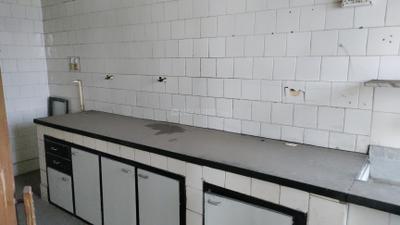 Kitchen Image of 1050 Sq.ft 2 BHK Apartment / Flat for sale in Park Street Area Kolkata for Rs. 16000000