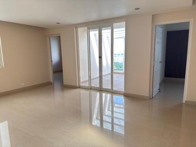 Hall Image of 3050 Sq.ft 4 BHK Apartment / Flat for sale in Chakolas Water Scapes, Thevara Kochi for Rs. 24000000