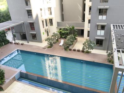 Kitchen Image of 1600 Sq.ft 2.5 BHK Apartment / Flat for sale in Godrej Green Glades, Jagatpur Ahmedabad for Rs. 7800000