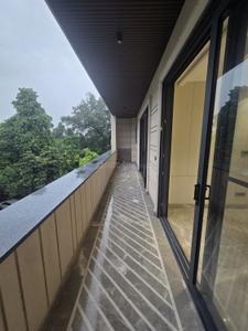 Balcony Image of 3000 Sq.ft 4 BHK Builder Floor for sale in Chittaranjan Park New Delhi for Rs. 99500000