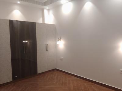 Bedroom Image of 990 Sq.ft 3 BHK Builder Floor for sale in Hari Nagar New Delhi for Rs. 12500000