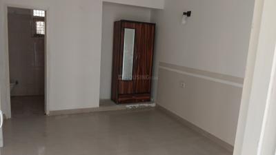Bedroom Image of 1235 Sq.ft 2 BHK Apartment / Flat for sale in Cosmos Golden Heights, Crossings Republik Ghaziabad for Rs. 7400000