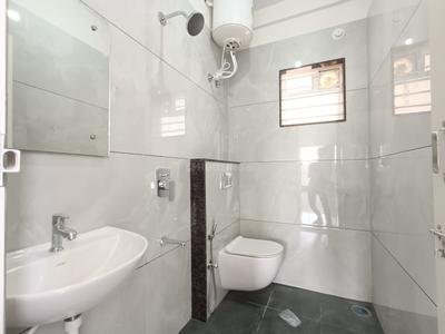 Bathroom Image of 700 Sq.ft 1 BHK Builder Floor for rent in ITI Layout Bengaluru for Rs. 32000