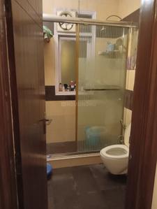 Bathroom Image of 644 Sq.ft 1 BHK Independent House for rent in Radhika Properties Radhika Floors 4, Lajpat Nagar New Delhi for Rs. 24330