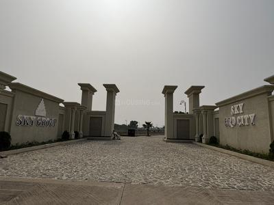Image of 700 Sq.ft Residential Plot / Land for sale in Niwasa Sky Brd City, Bada Bangarda, Indore for Rs. 3850000