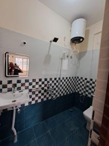 Bathroom Image of 700 Sq.ft 2 BHK Independent House for rent in Varthur Bengaluru for Rs. 25000