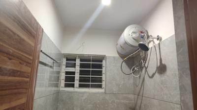 Bathroom Image of 550 Sq.ft 1 BHK Builder Floor for rent in Mangammanapalya Bengaluru for Rs. 22000