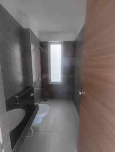 Bathroom Image of 1500 Sq.ft 3 BHK Apartment / Flat for sale in Kalpataru Exquisite Wing 3, Wakad Pune for Rs. 16700000
