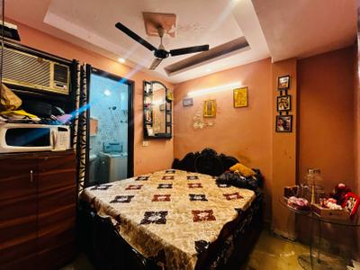 Bedroom Image of 650 Sq.ft 2 BHK Builder Floor for sale in Arjun Nagar New Delhi for Rs. 7000000
