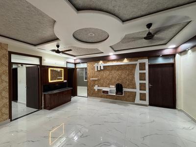 4 BHK Flat