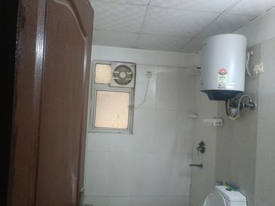 Image of 1180 Sq.ft 2.5 BHK Apartment / Flat for sale in Amrapali Silicon City, Sector 76, Noida for Rs. 11800000
