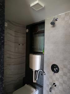 Common Bathroom Image of 550 Sq.ft 1 BHK Apartment / Flat for rent in Vijay Park, Kasarvadavali Thane for Rs. 19000