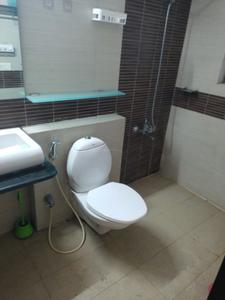Common Bathroom Image of 1620 Sq.ft 3 BHK Apartment / Flat for sale in Tricity Natraj, Chembur Mumbai for Rs. 39000000