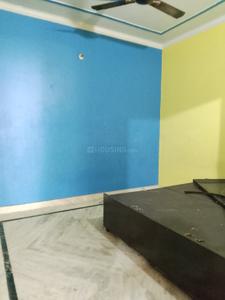 Bedroom Image of 750 Sq.ft 1 BHK Builder Floor for rent in Dwarka Mor New Delhi for Rs. 10500