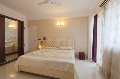 Bedroom Image of 1780 Sq.ft 4 BHK Apartment / Flat for sale in DLF Wellington Estate, Sector 53 Gurgaon for Rs. 41000000