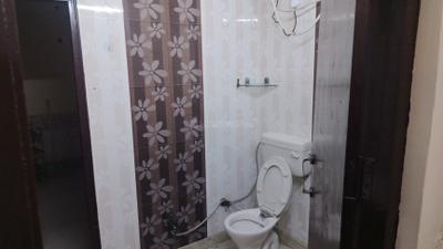 Image of 900 Sq.ft 2 BHK Builder Floor for rent in Rajouri Garden, New Delhi for Rs. 32000