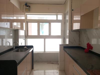 Gallery Cover Image of 900 Sq.ft 2.5 BHK Apartment / Flat for rent in Wadhwa Atmosphere O2, Mulund West for Rs. 65000