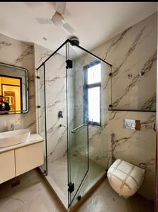 Bathroom Image of 2100 Sq.ft 3 BHK Builder Floor for sale in Bargainer Greenwood Luxurious Floor, Sector 45 Gurgaon for Rs. 23000000
