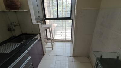 Kitchen Image of 775 Sq.ft 2 BHK Apartment / Flat for rent in Evershine Millennium Paradise, Kandivali East Mumbai for Rs. 55000