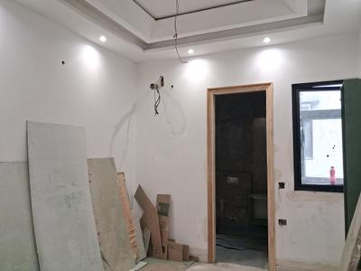 Bedroom Image of 1350 Sq.ft 3 BHK Builder Floor for sale in Paschim Vihar New Delhi for Rs. 27500000