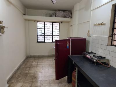 Kitchen Image of 1100 Sq.ft 2 BHK Apartment / Flat for rent in Dhanlaxmi Park, Kothrud Pune for Rs. 25000