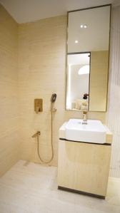 Image of 881 Sq.ft 2 BHK Apartment / Flat for sale in Chembur, Mumbai for Rs. 25000000