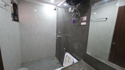 Bathroom Image of 519 Sq.ft 1 RK Apartment / Flat for rent in Karolan Ka Barh Jaipur for Rs. 15500