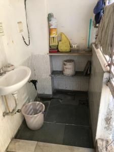 Bathroom Image of 1250 Sq.ft 2 BHK Apartment / Flat for rent in Shahibaug Ahmedabad for Rs. 22000