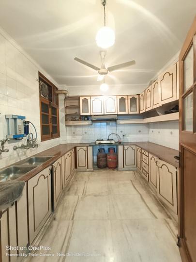 Pamposh enclave Main Image 1