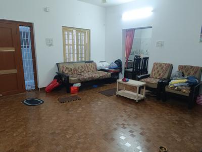 Hall Image of 900 Sq.ft 3 BHK Independent House for rent in Podanur Coimbatore for Rs. 30000
