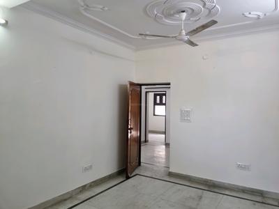 Bedroom Image of 1300 Sq.ft 3 BHK Apartment / Flat for rent in Janakpuri New Delhi for Rs. 40000