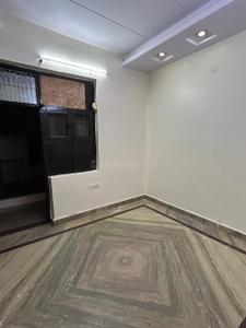 Bedroom Image of 800 Sq.ft 2 BHK Builder Floor for rent in Jhilmil Colony New Delhi for Rs. 20000