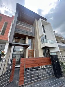 Image of 3000 Sq.ft 4 BHK Duplex for sale in Kharar, Mohali for Rs. 30000000