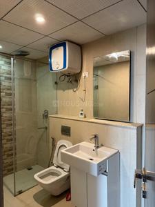 Bathroom Image of 1380 Sq.ft 2 BHK Apartment / Flat for rent in Supertech Supernova, Sector 94 Noida for Rs. 55000