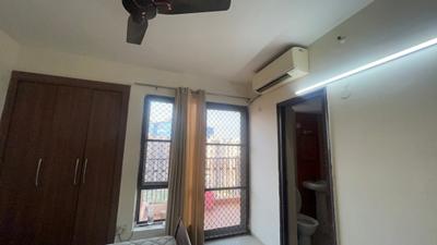 Bedroom Image of 1400 Sq.ft 2.5 BHK Apartment / Flat for rent in Logix Blossom County, Sector 137 Noida for Rs. 43000