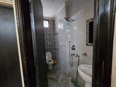 Bathroom Image of 1000 Sq.ft 2 BHK Builder Floor for sale in Ashok Nagar New Delhi for Rs. 10000000