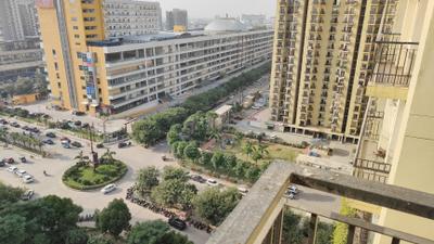 Balcony Image of 2020 Sq.ft 3.5 BHK Apartment / Flat for sale in Maxblis Grand Kingston, Sector 75 Noida for Rs. 33000000