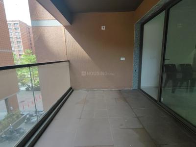 Balcony Image of 3300 Sq.ft 4 BHK Apartment / Flat for sale in Vastrapur Ahmedabad for Rs. 36000000