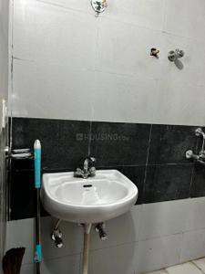 Bathroom Image of 1100 Sq.ft 3 BHK Apartment / Flat for rent in Para Lucknow for Rs. 13500
