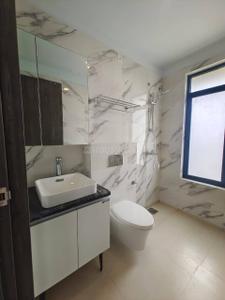 Bathroom Image of 1100 Sq.ft 2 BHK Apartment / Flat for rent in Risland The Icon Phase 3, Thane West Thane for Rs. 45000