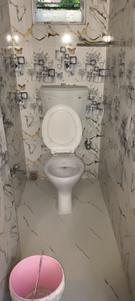 Bathroom Image of 560 Sq.ft 2 BHK Apartment / Flat for sale in Keshtopur Kolkata for Rs. 1800000
