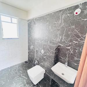 Bathroom Image of 1100 Sq.ft 2 BHK Apartment / Flat for rent in Ganesh N B Pearl Phase II, Vadgaon Budruk Pune for Rs. 27000