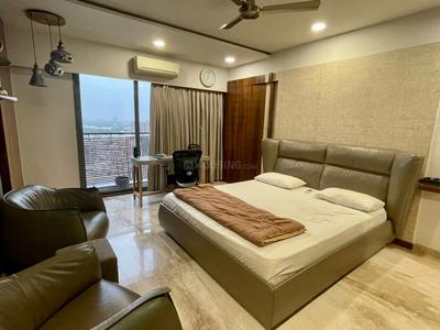 Bedroom Image of 4315 Sq.ft 4 BHK Apartment / Flat for sale in Iscon Platinum, Bopal Ahmedabad for Rs. 40000000