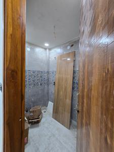 Image of 1200 Sq.ft 3 BHK Builder Floor for sale in Laxmi Nagar, New Delhi for Rs. 11000000