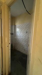 Bathroom Image of 600 Sq.ft 1 BHK Apartment / Flat for rent in Snehgandh Apartment, Tingre Nagar Pune for Rs. 16000