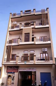 Image of 650 Sq.ft 1 BHK Apartment / Flat for rent in Susuwahi, Varanasi for Rs. 14000
